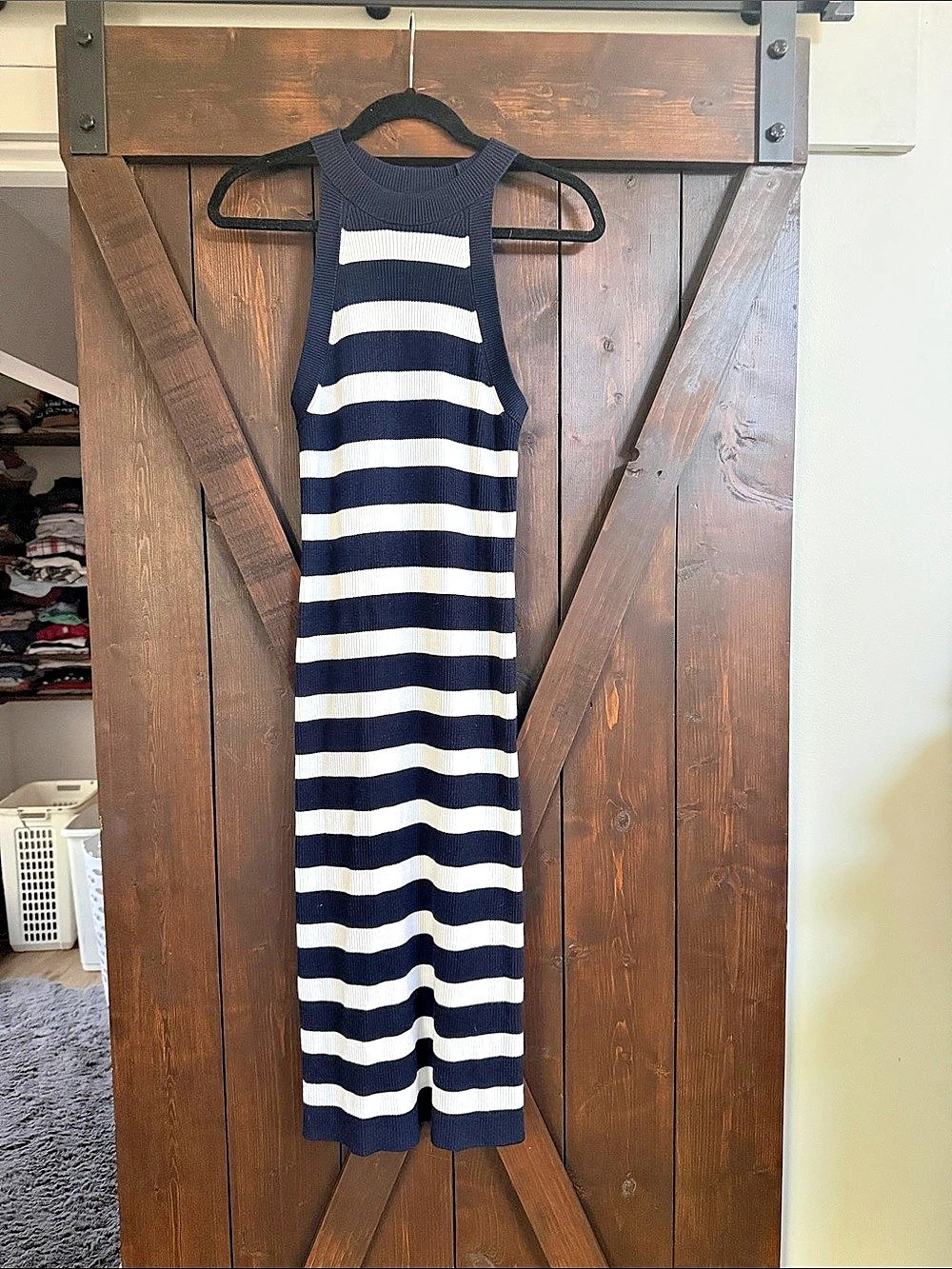 Old Navy Striped Sleeveless Maxi Dress in Blue & White Size Medium